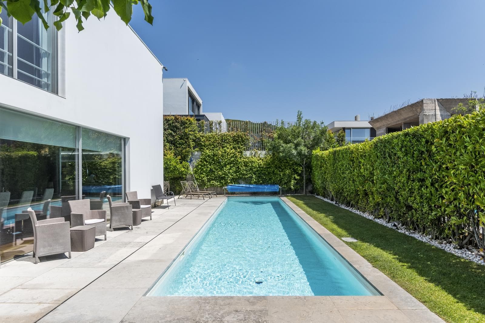 Moradia T5 + 1 com piscina, Carnaxide, Oeiras - Imagem 7