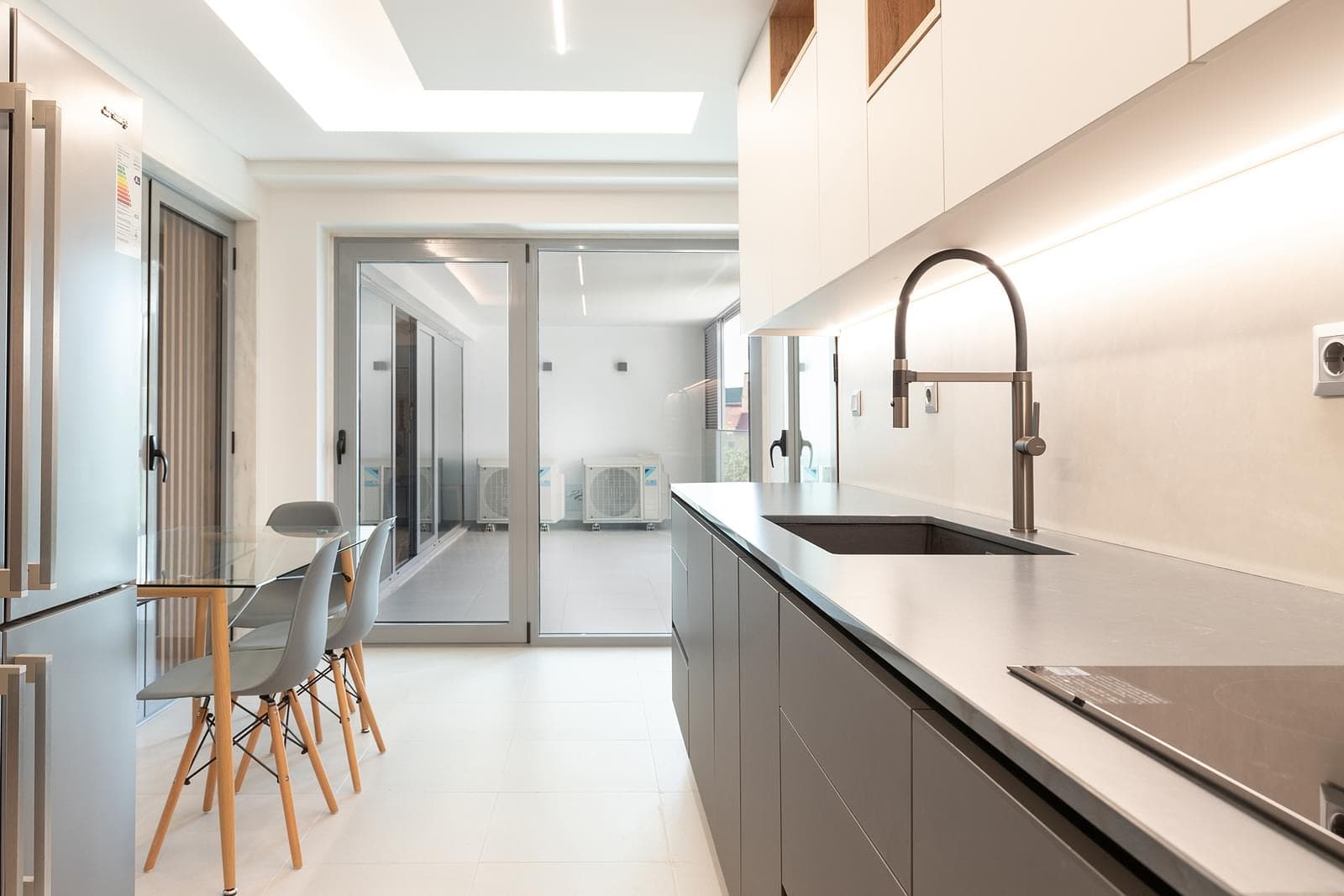 Apartamento T4 com estacionamento, Alcântara, Lisboa - Imagem 12