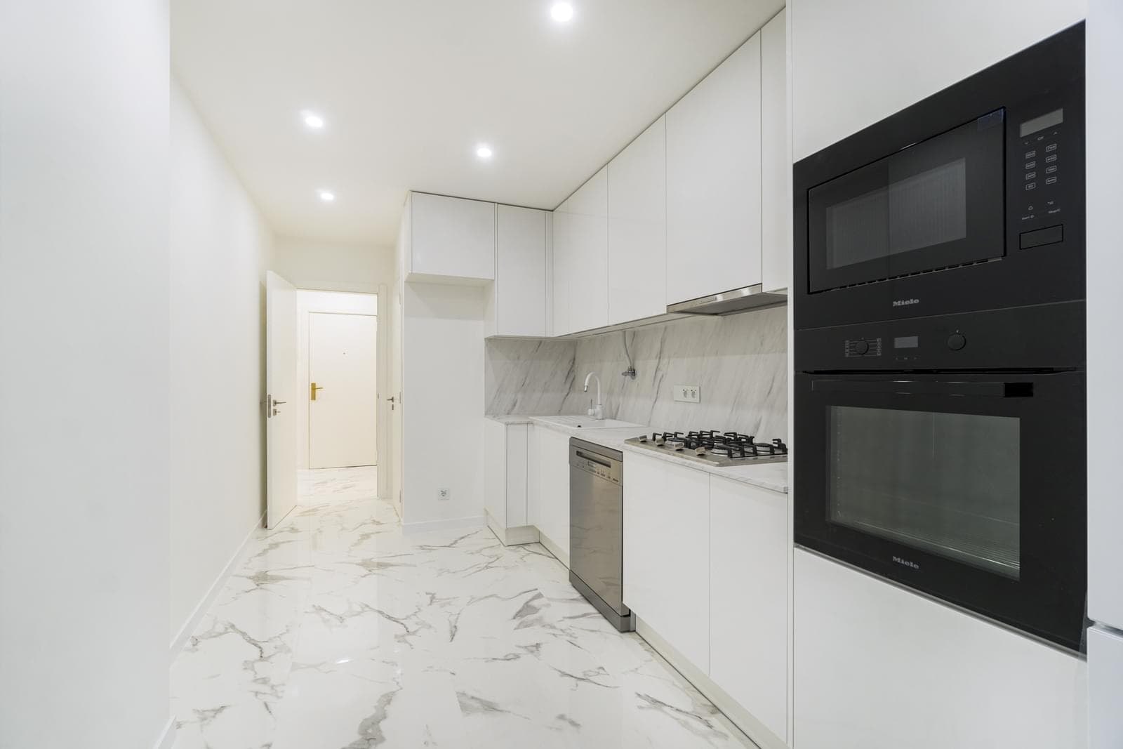 Apartamento T3 com vista, Bairro do Rosário, Cascais - Imagem 13