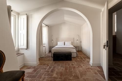 PF40476 - Mansion, Elvas - Image 17