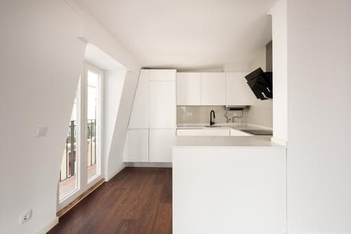 PF34784 - Apartamento T2 com vista, Santa Catarina, Lisboa - Imagem 13