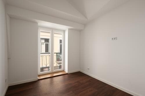 PF34784 - Apartamento T2 com vista, Santa Catarina, Lisboa - Imagem 17