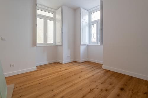 PF39872 - Duplex T2 com vista, Campo de Ourique, Lisboa - Imagem 8