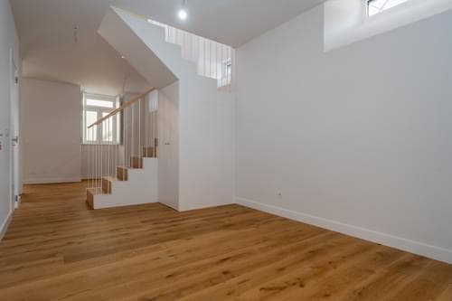 PF39872 - Duplex T2 com vista, Campo de Ourique, Lisboa - Imagem 13
