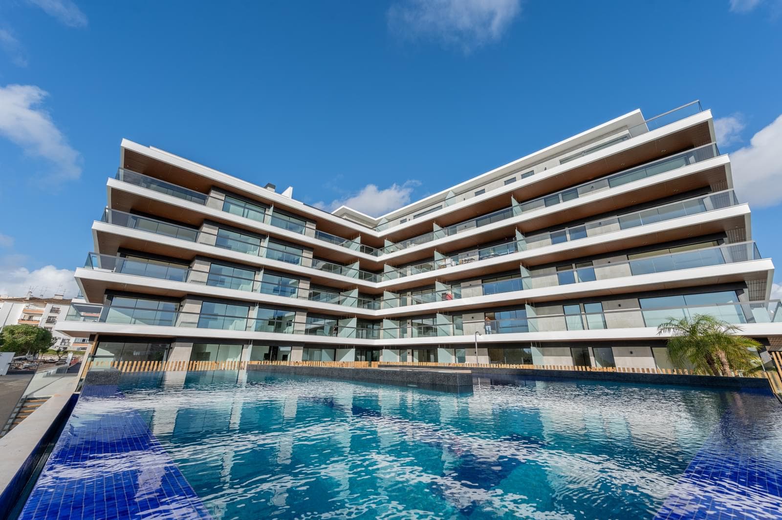 Appartement 4 pièces avec parking, Parede, Cascais - Image 1
