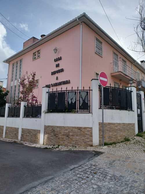 PF35964 - Moradia T10 com jardim, Benfica, Lisboa - Imagem 31