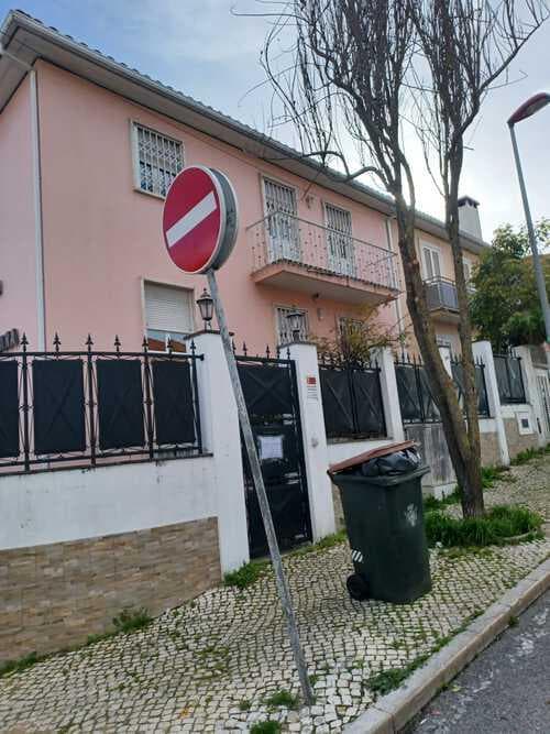 PF35964 - Moradia T10 com jardim, Benfica, Lisboa - Imagem 32