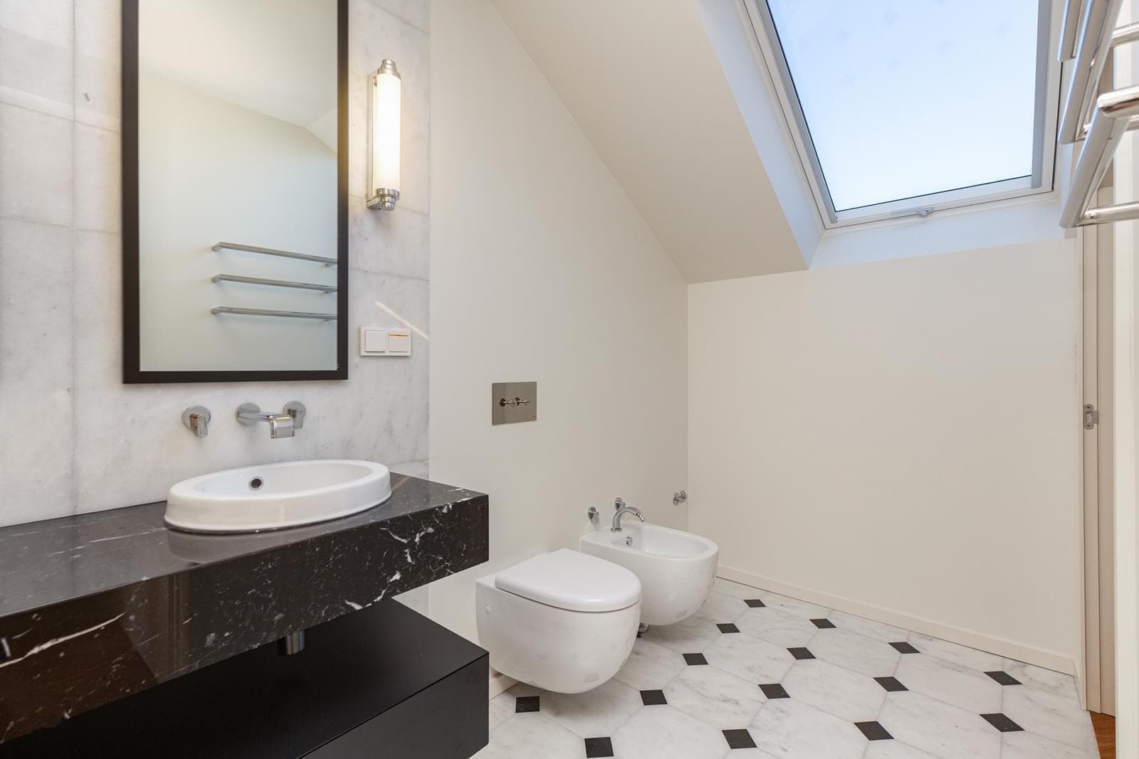 3 Bedroom Apartment with a view, Chiado, Lisboa - Image 26