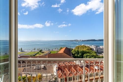 PF36076 - 3 Bedroom Apartment with a view, Chiado, Lisboa - Image 5