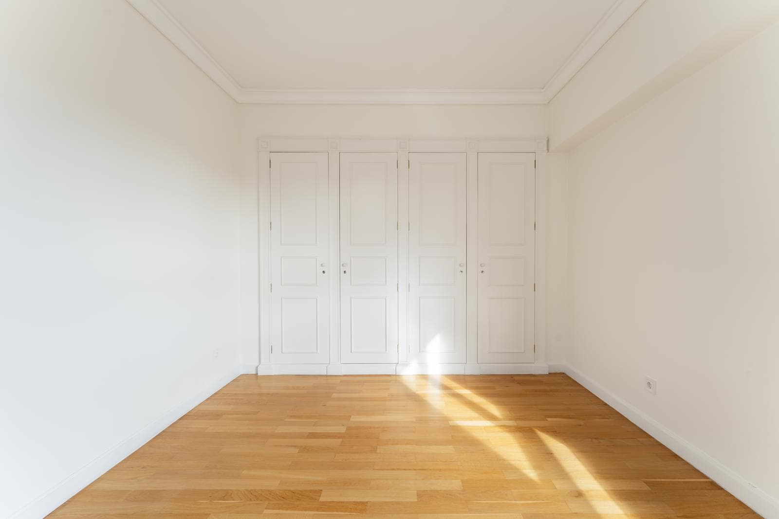 Apartamento T4 com vista, Campo Pequeno, Lisboa - Imagem 7