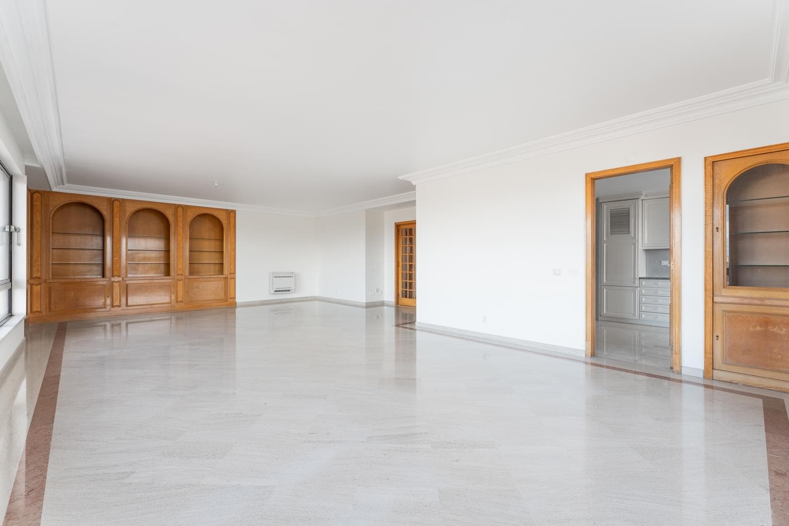 Apartamento T4 com vista, Campo Pequeno, Lisboa - Imagem 3