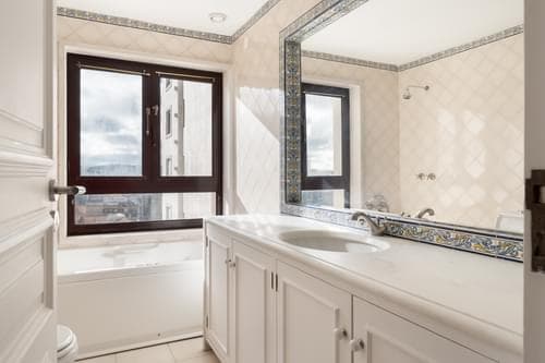 PF36087 - Apartamento T4 com vista, Campo Pequeno, Lisboa - Imagem 12