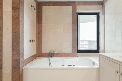 PF36087 - Apartamento T4 com vista, Campo Pequeno, Lisboa - Imagem 18