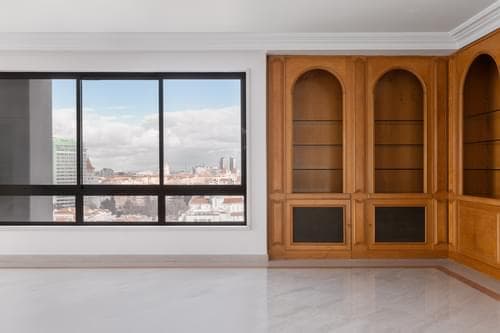 PF36087 - Apartamento T4 com vista, Campo Pequeno, Lisboa - Imagem 4