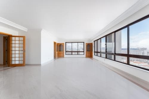 PF36087 - Apartamento T4 com vista, Campo Pequeno, Lisboa - Imagem 2
