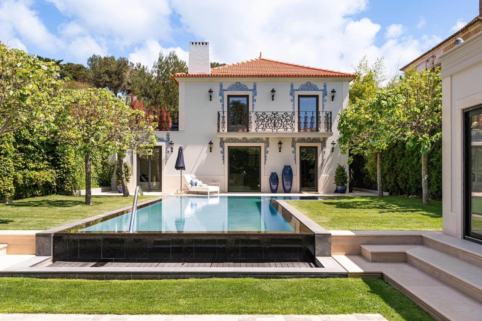 Moradia T3 + 1 com piscina, Centro Cascais, Cascais - Imagem 1