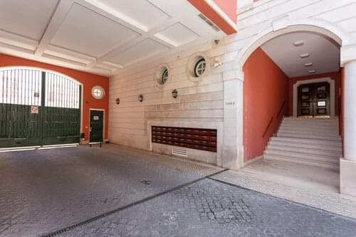 PF36217 - Apartamento T1 com jardim, Estrela, Lisboa - Imagem 19