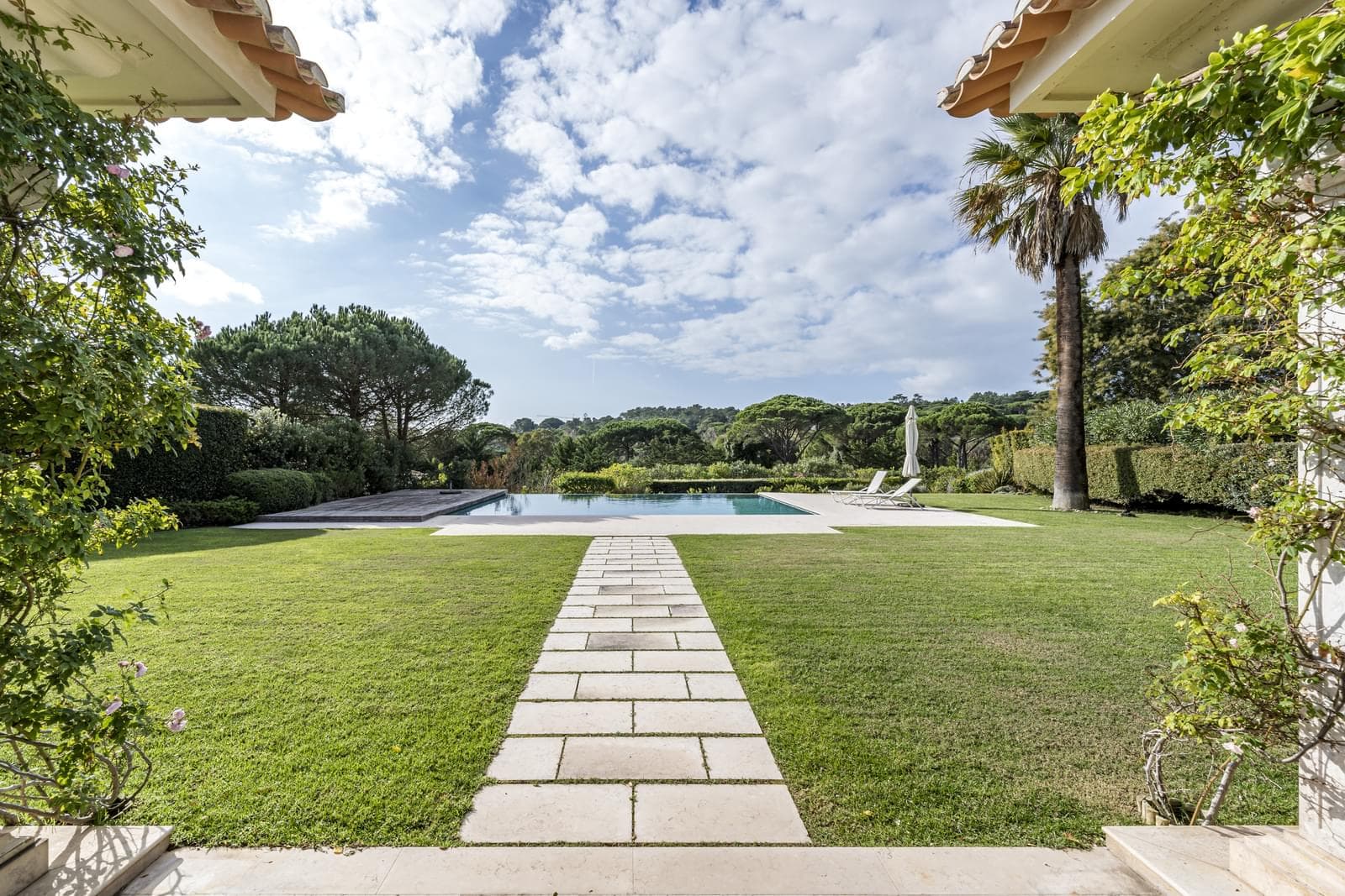 Moradia Isolada T7 com piscina, Alcabideche, Cascais - Imagem 3