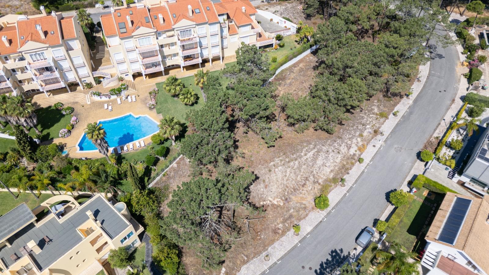 5 Bedroom House with parking, Soltroia, Grandola - Image 26