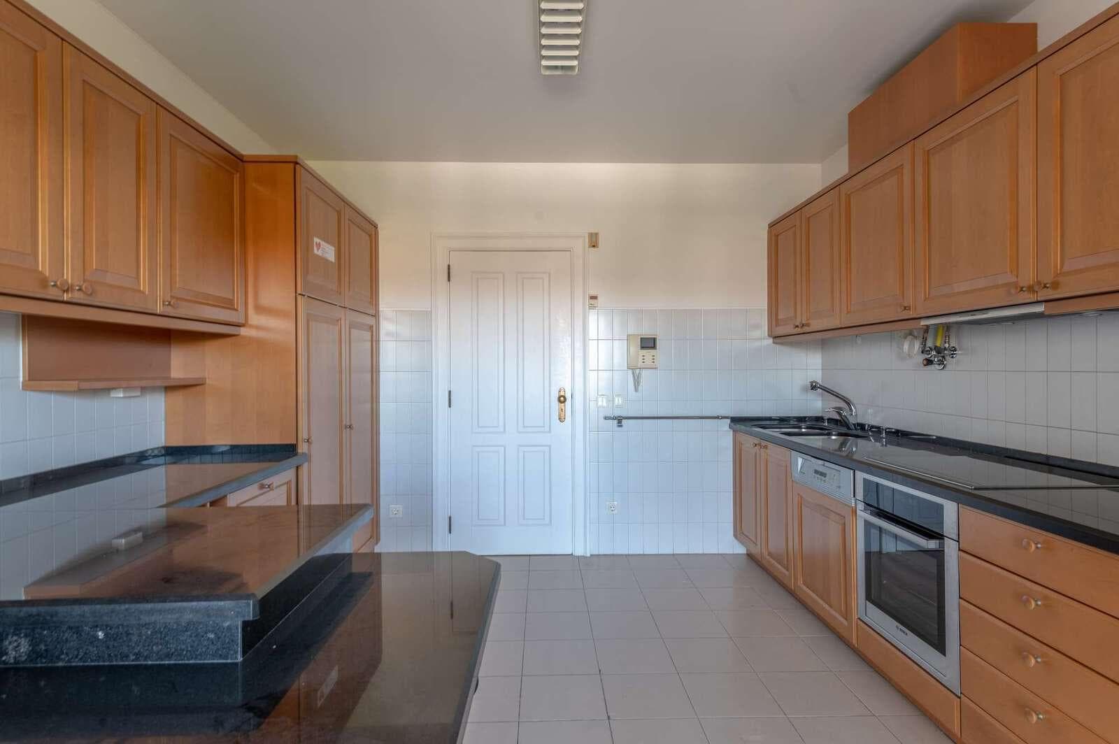 Appartement 4 pièces avec jardin, Gandarinha, Cascais - Image 7