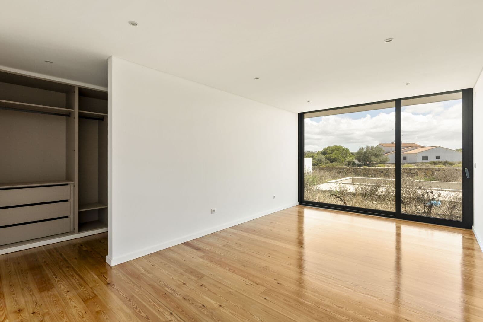 Moradia Geminada T4 com piscina, Fontanelas, Sintra - Imagem 18