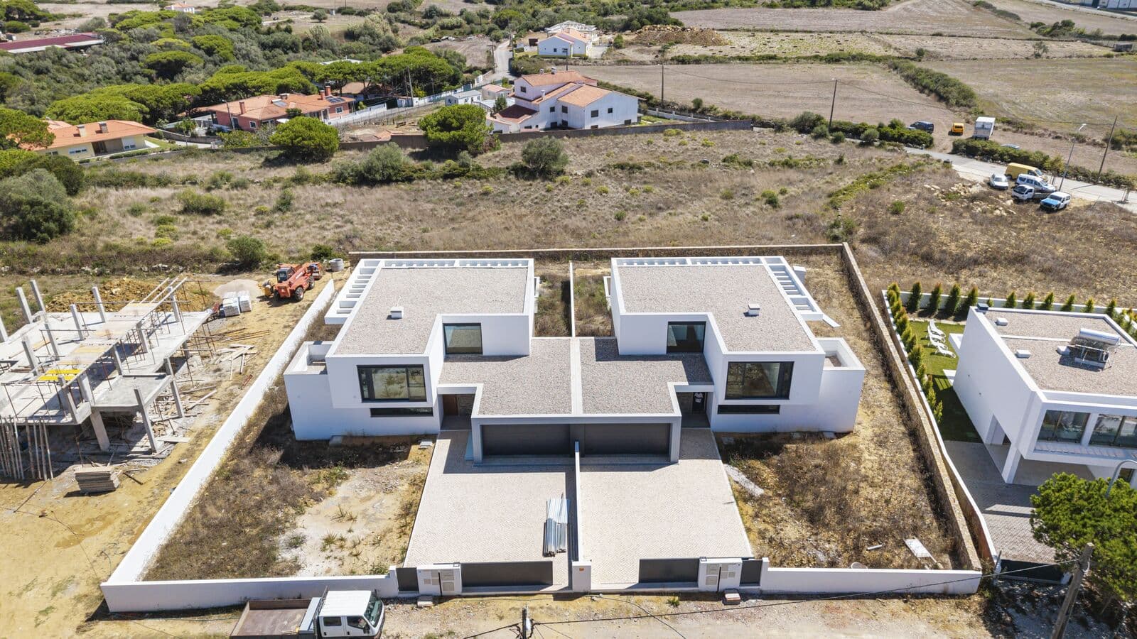 Moradia Geminada T4 com piscina, Fontanelas, Sintra - Imagem 3