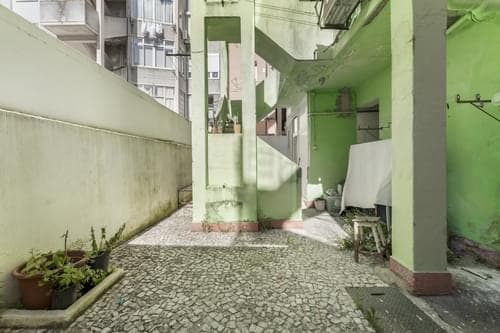 PF37240 - Apartamento T1 com terraço, Campo de Ourique, Lisboa - Imagem 24