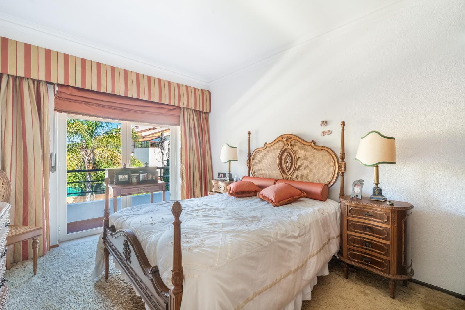 Moradia T4 com jardim, Nova Oeiras, Oeiras - Imagem 23