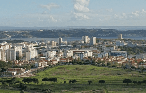 PF37817 - Terrain 8.3 ha, Oeiras - Image 3