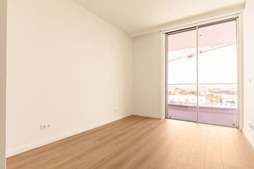 PF37981 - Penthouse T4 com piscina, Belas Clube de Campo, Sintra - Imagem 17