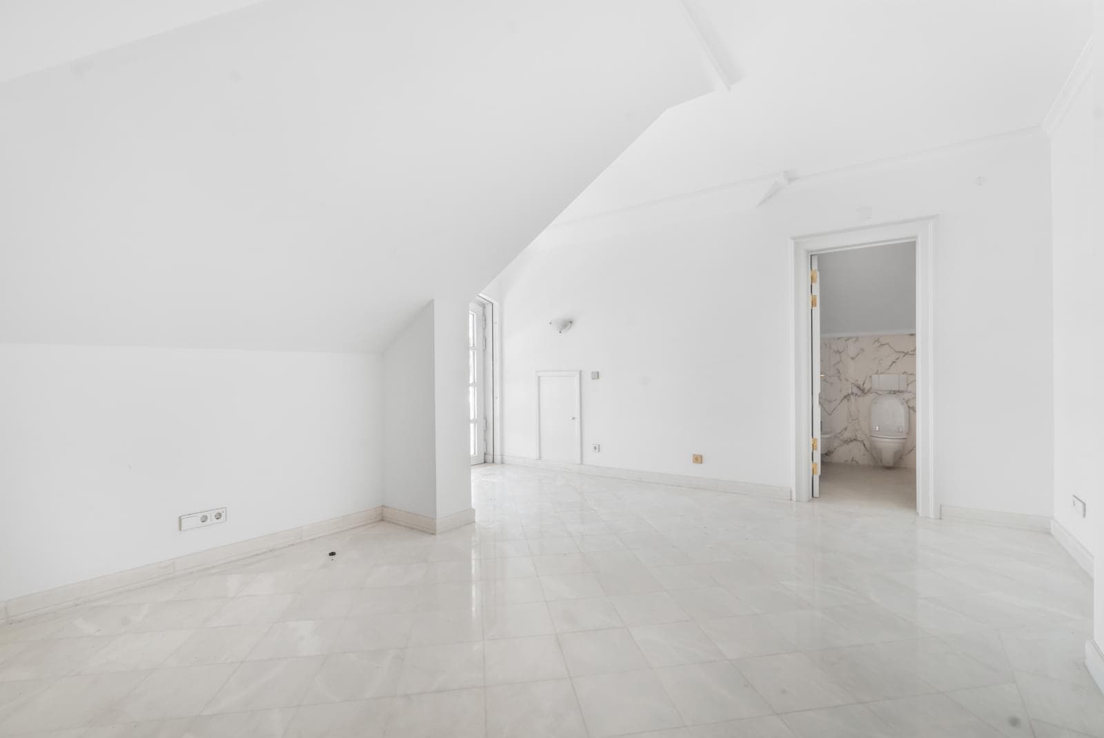 Maison isolée 10 pièces avec piscine, Guia, Cascais - Image 31