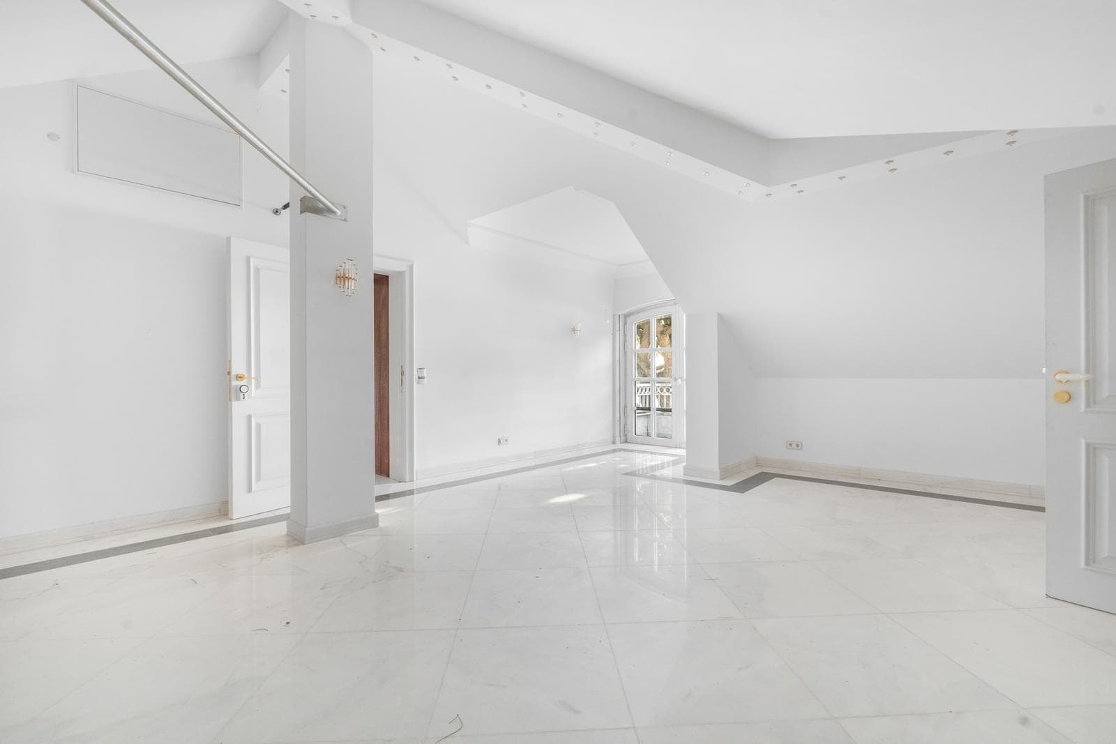 Maison isolée 10 pièces avec piscine, Guia, Cascais - Image 29