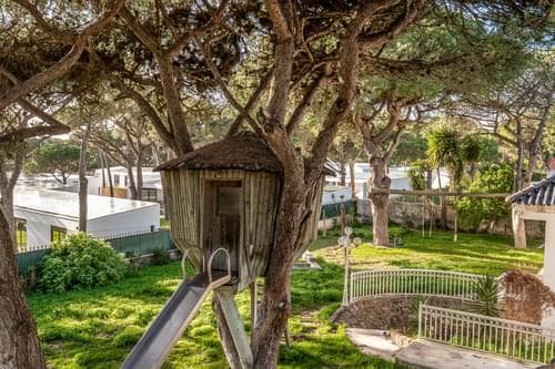 PF38063 - Moradia Isolada T9 com piscina, Guia, Cascais - Imagem 11