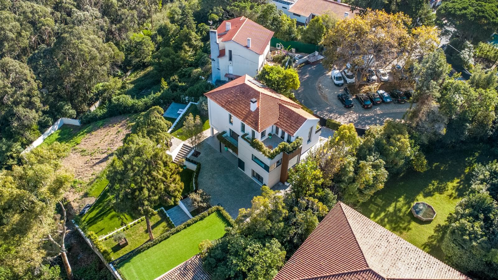 5 Bedroom Detached house with garden, Estoril, Cascais - Image 3