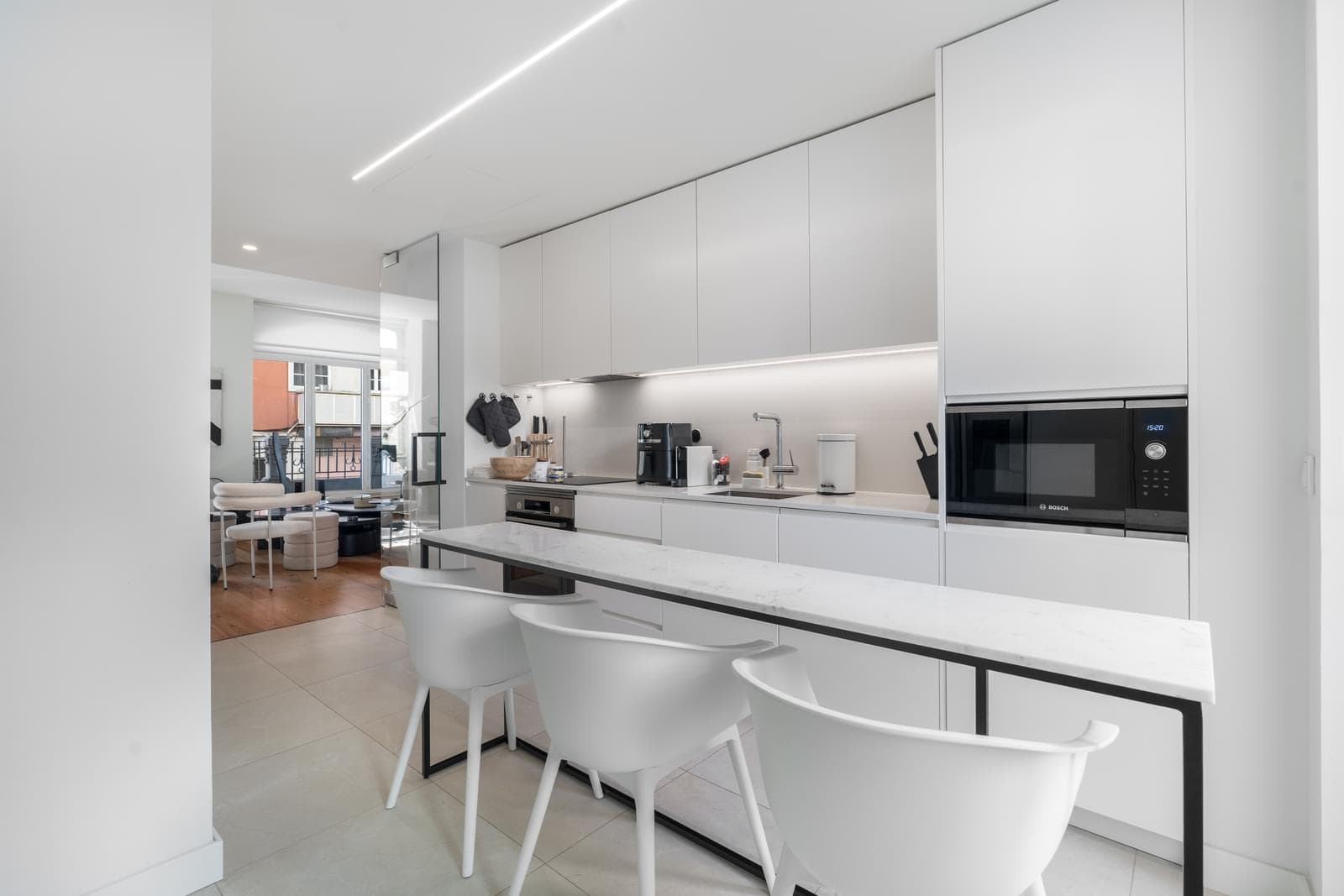 Apartamento T3 com piscina, Avenida Duque de Loulé, Lisboa - Imagem 9