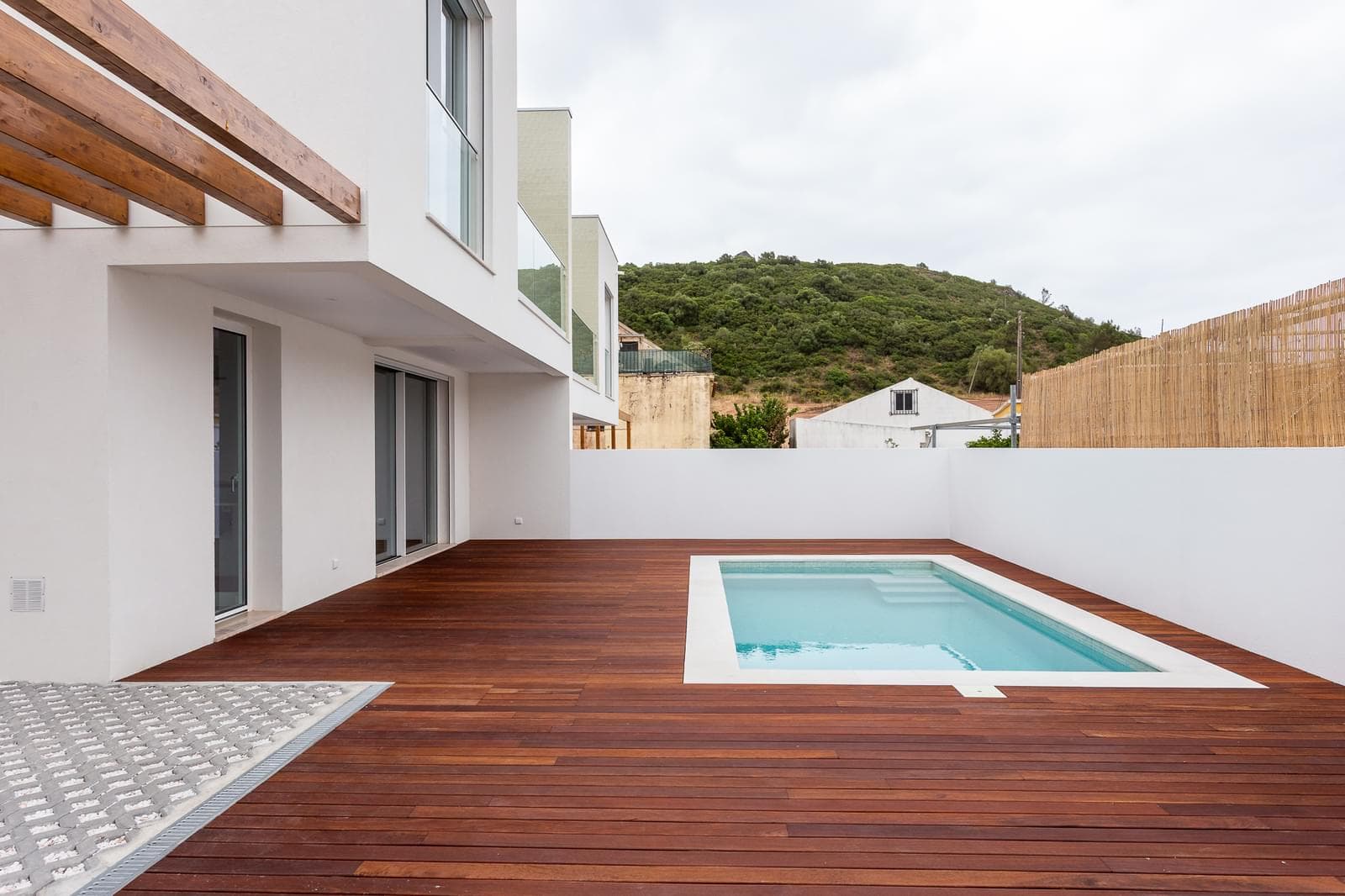 Moradia T3 com piscina, Sesimbra - Imagem 19