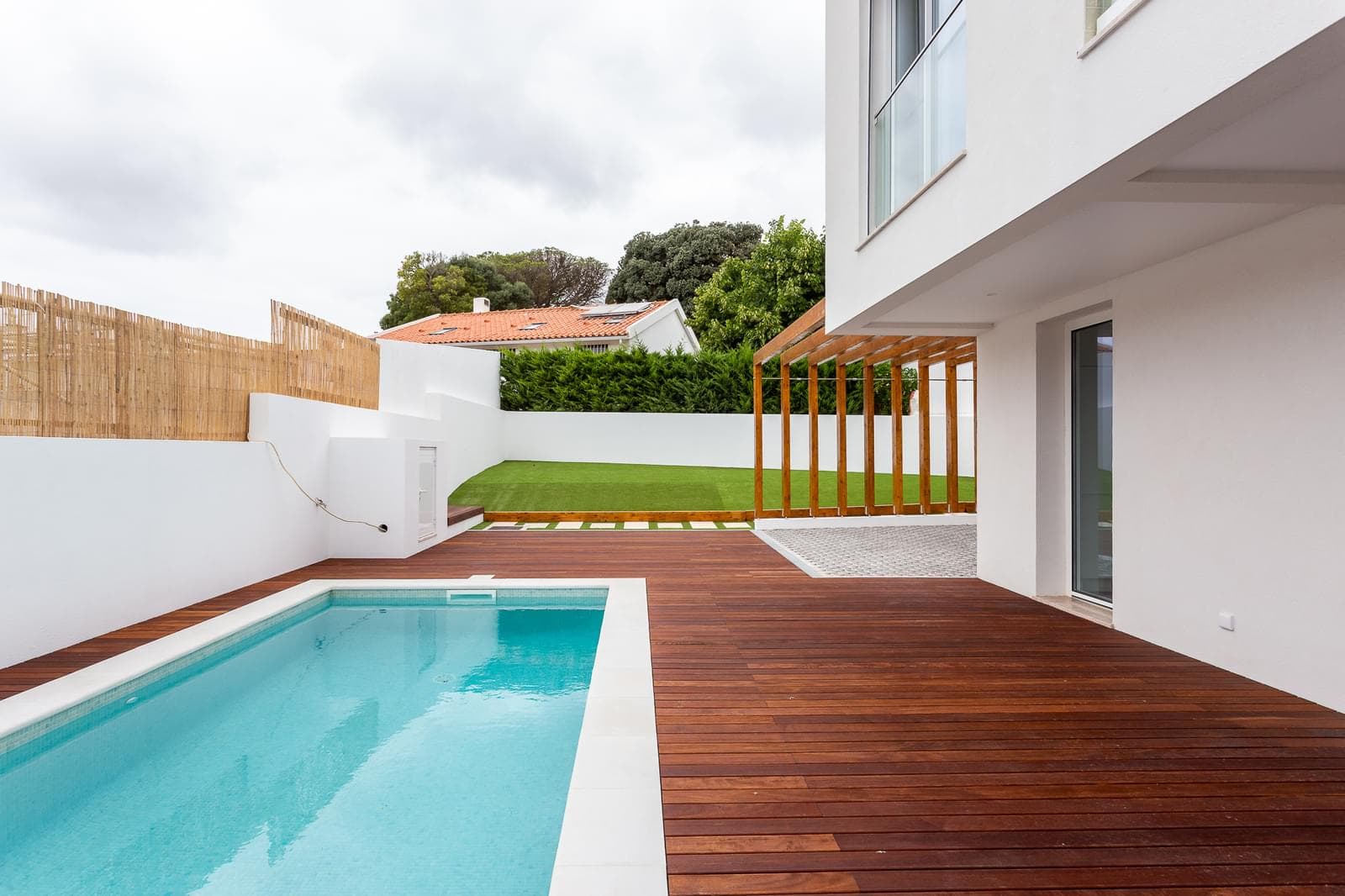 Moradia T3 com piscina, Sesimbra - Imagem 24