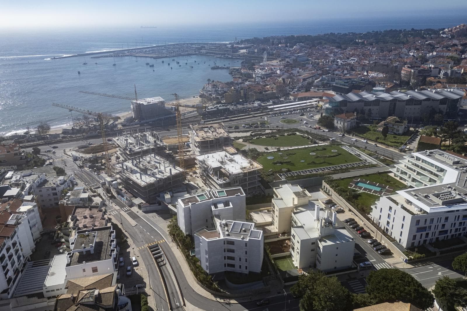 Apartamento T1 com estacionamento, Cascais - Imagem 2