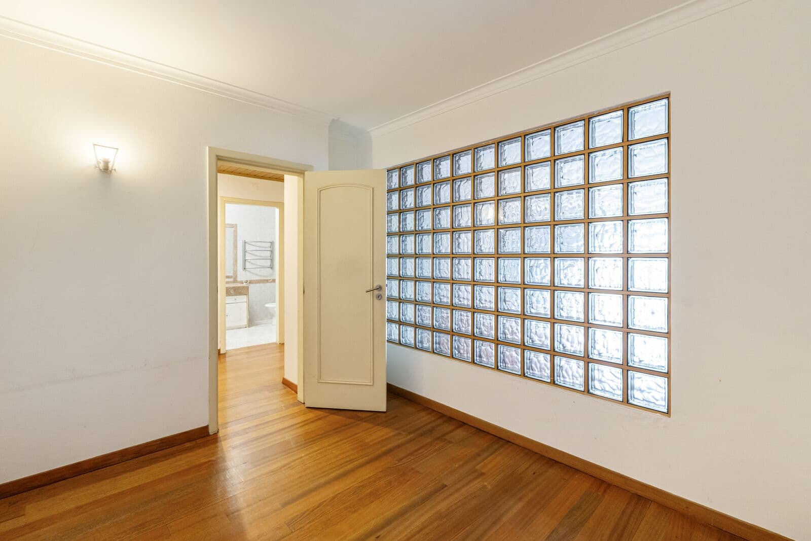 Apartamento T1 + 1 com piscina, Estoril, Cascais - Imagem 28