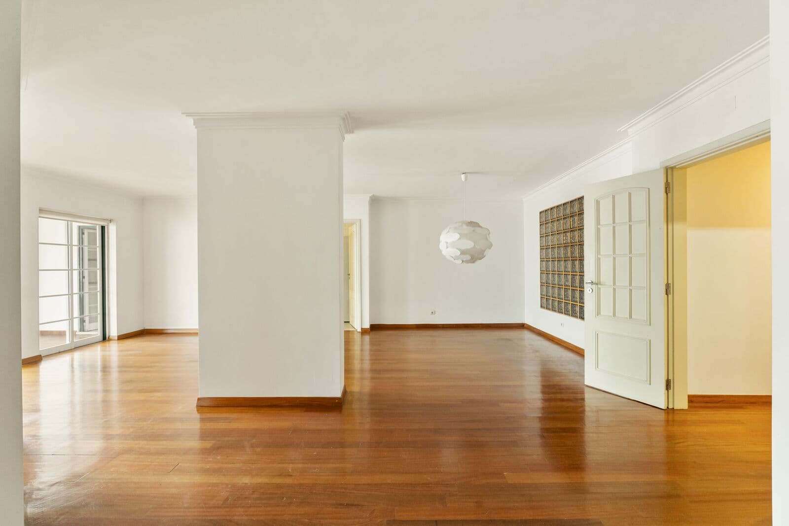 Apartamento T1 + 1 com piscina, Estoril, Cascais - Imagem 24