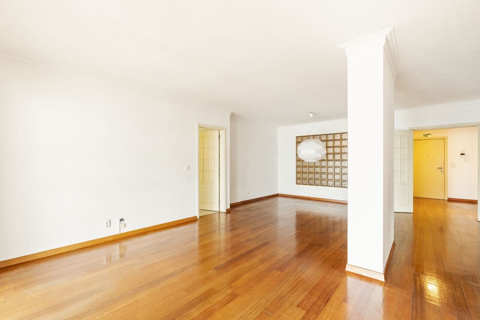 Apartamento T1 + 1 com piscina, Estoril, Cascais - Imagem 23