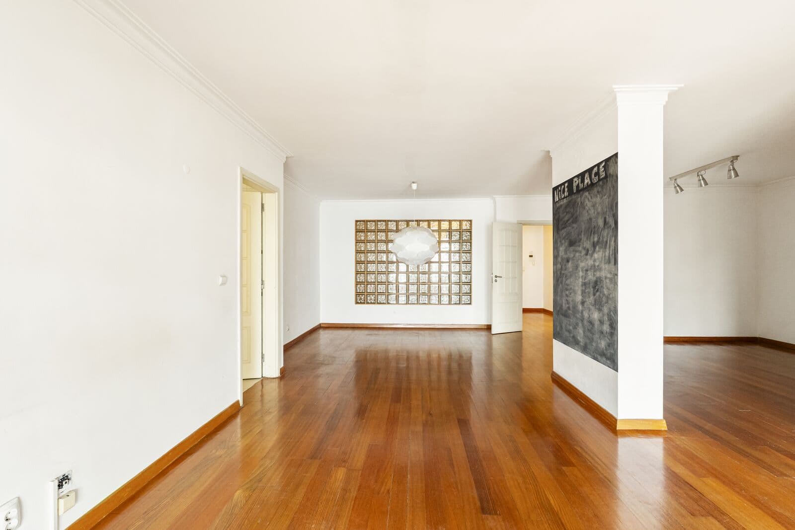Apartamento T1 + 1 com piscina, Estoril, Cascais - Imagem 5