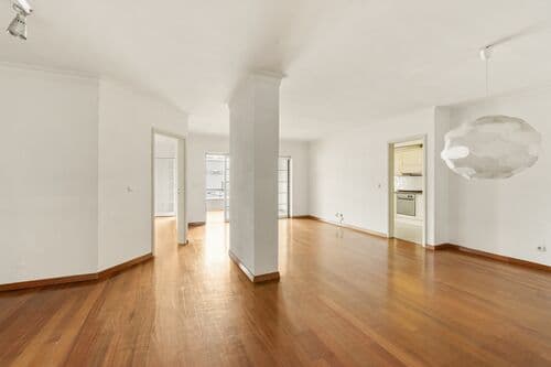 PF39638 - Apartamento T1 + 1 com piscina, Estoril, Cascais - Imagem 24