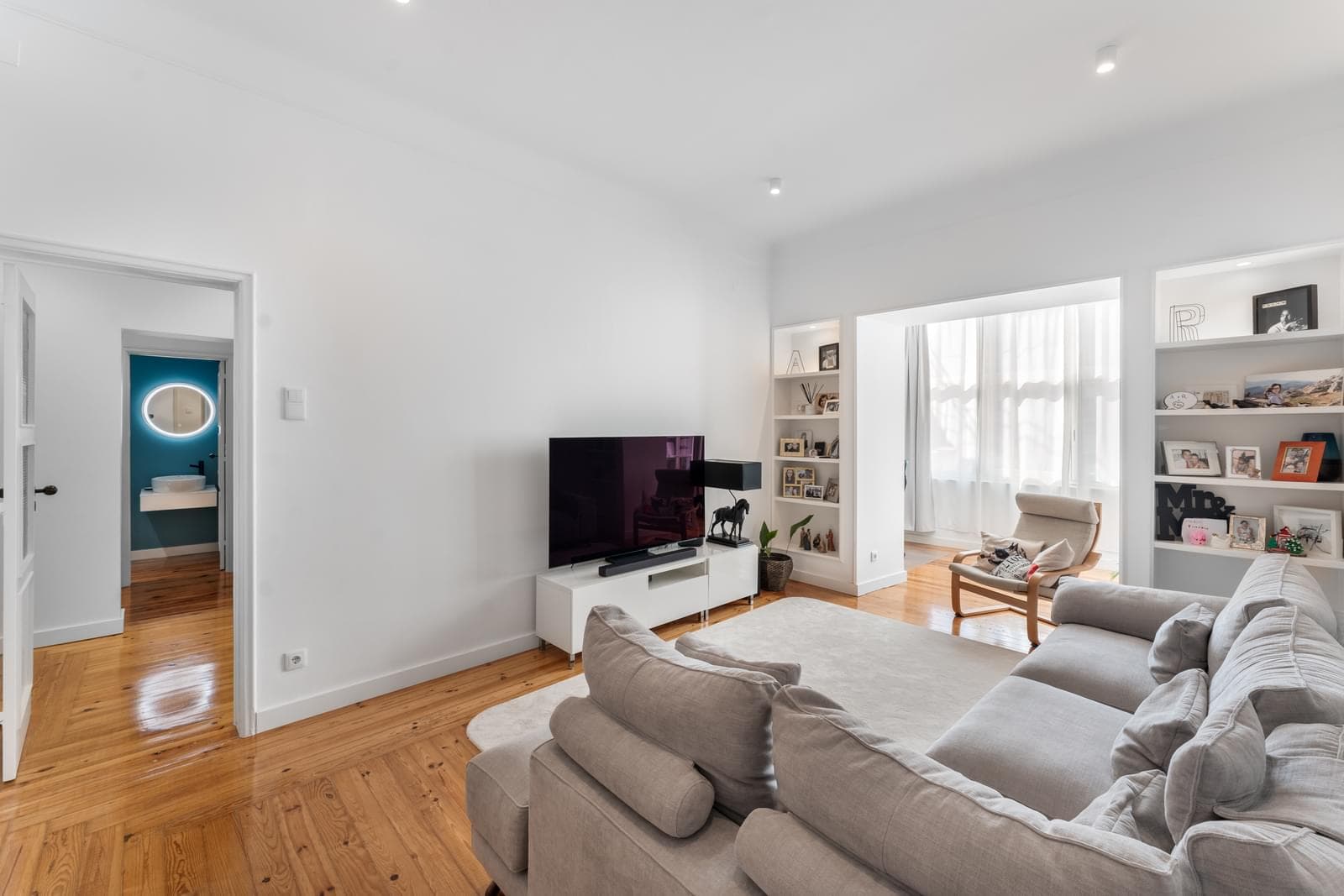 Apartamento T3 com varanda, Avenidas Novas, Lisboa - Imagem 3