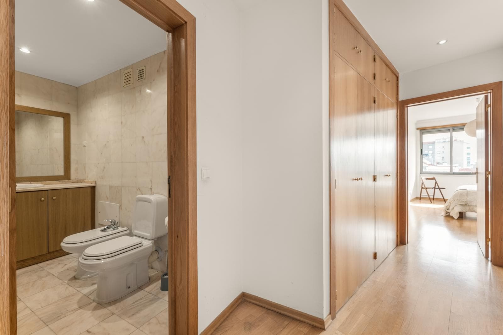 Apartamento T2 com estacionamento, Entrecampos, Lisboa - Imagem 7