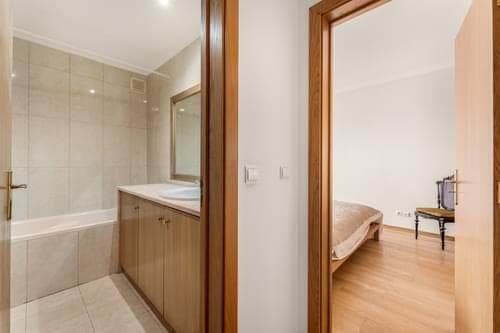 PF40141 - Apartamento T2 com estacionamento, Entrecampos, Lisboa - Imagem 9