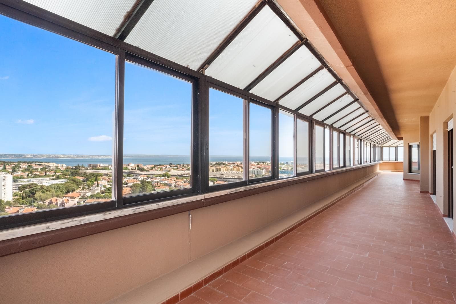 Apartamento T5 com estacionamento, Quinta das Palmeiras, Oeiras - Imagem 60