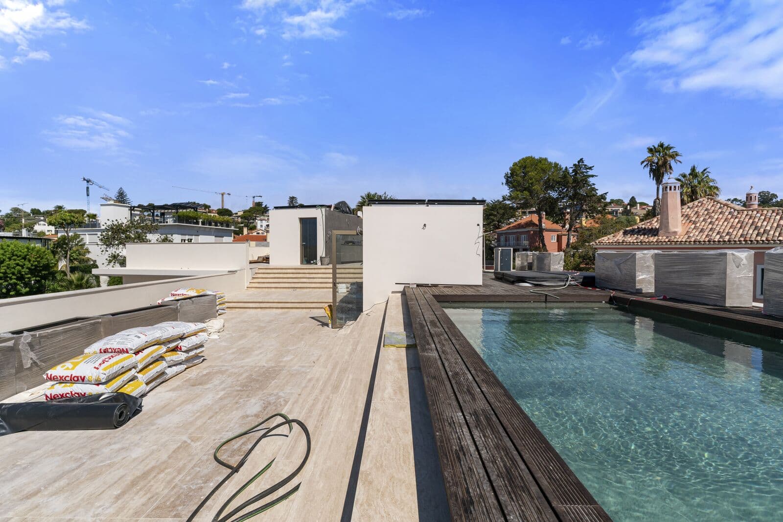 Penthouse T4 + 1 com piscina, Estoril, Cascais - Imagem 34