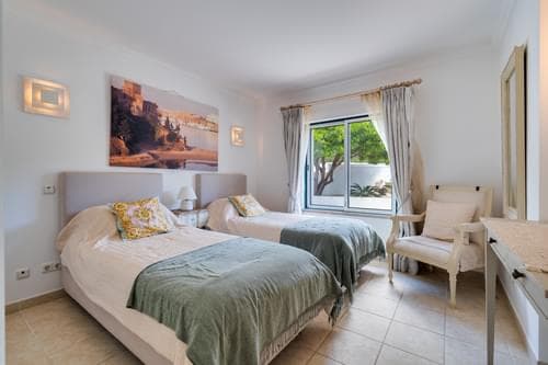 PF40348 - Moradia Isolada T4 com piscina, Ferragudo, Lagoa - Imagem 17