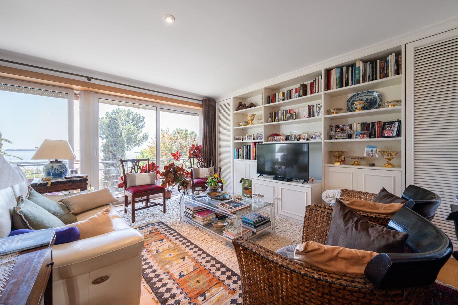 Apartamento T2 + 1 com 200m2 - Imagem 7